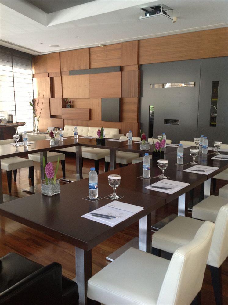 Parktower Suites Beirut Luaran gambar